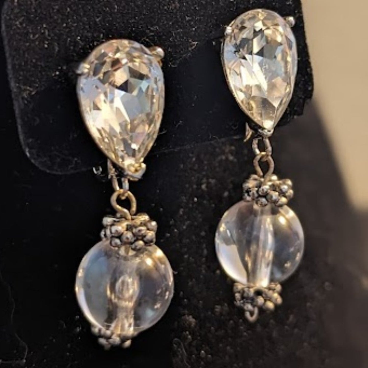 Vtg Kenneth Jay Lane Crystal Glass Drop Dangle Silver Tone Clip On Earrings