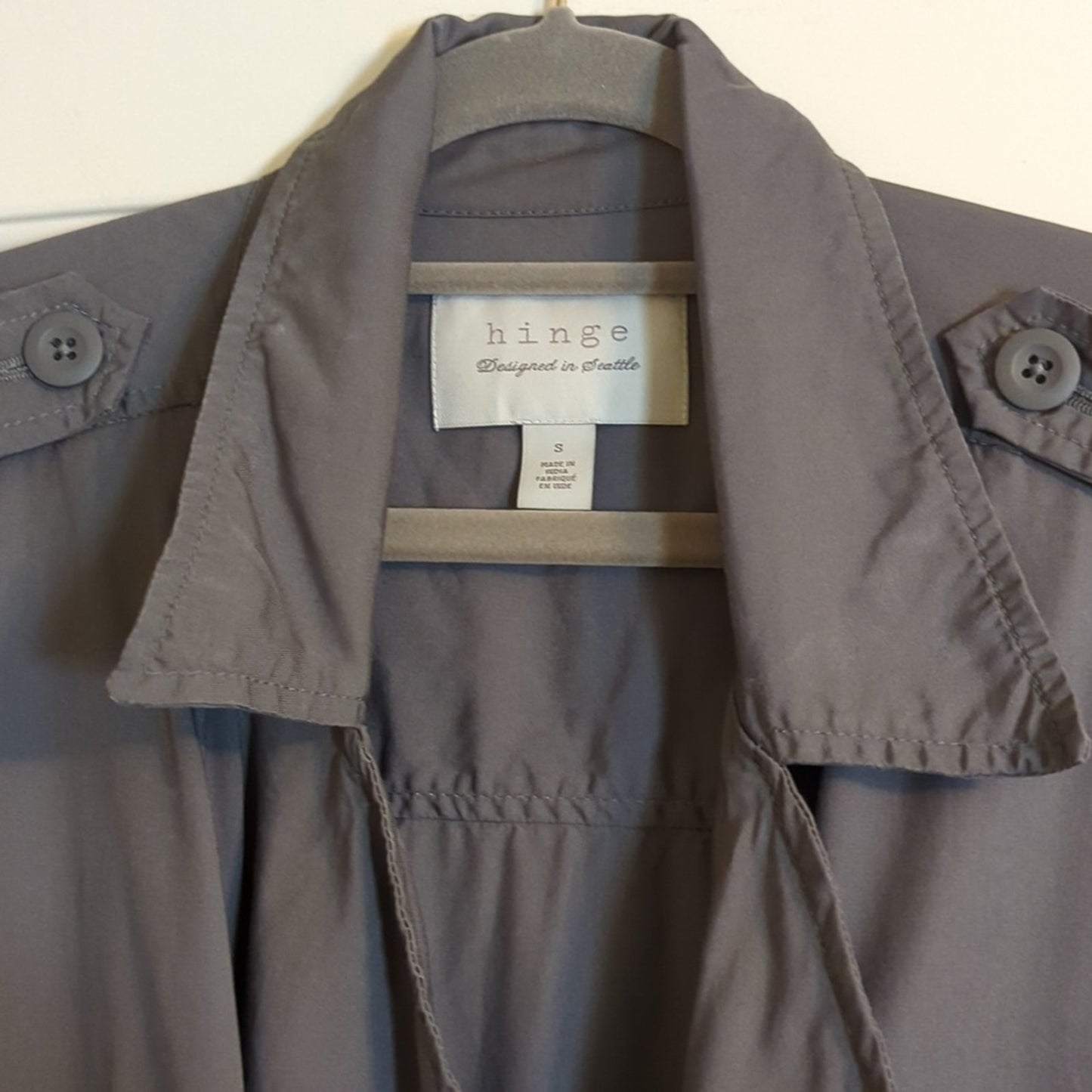 hinge Designed in Seattle Drapey Soft Utility Open Front Silhouette Jacket Sz. S
