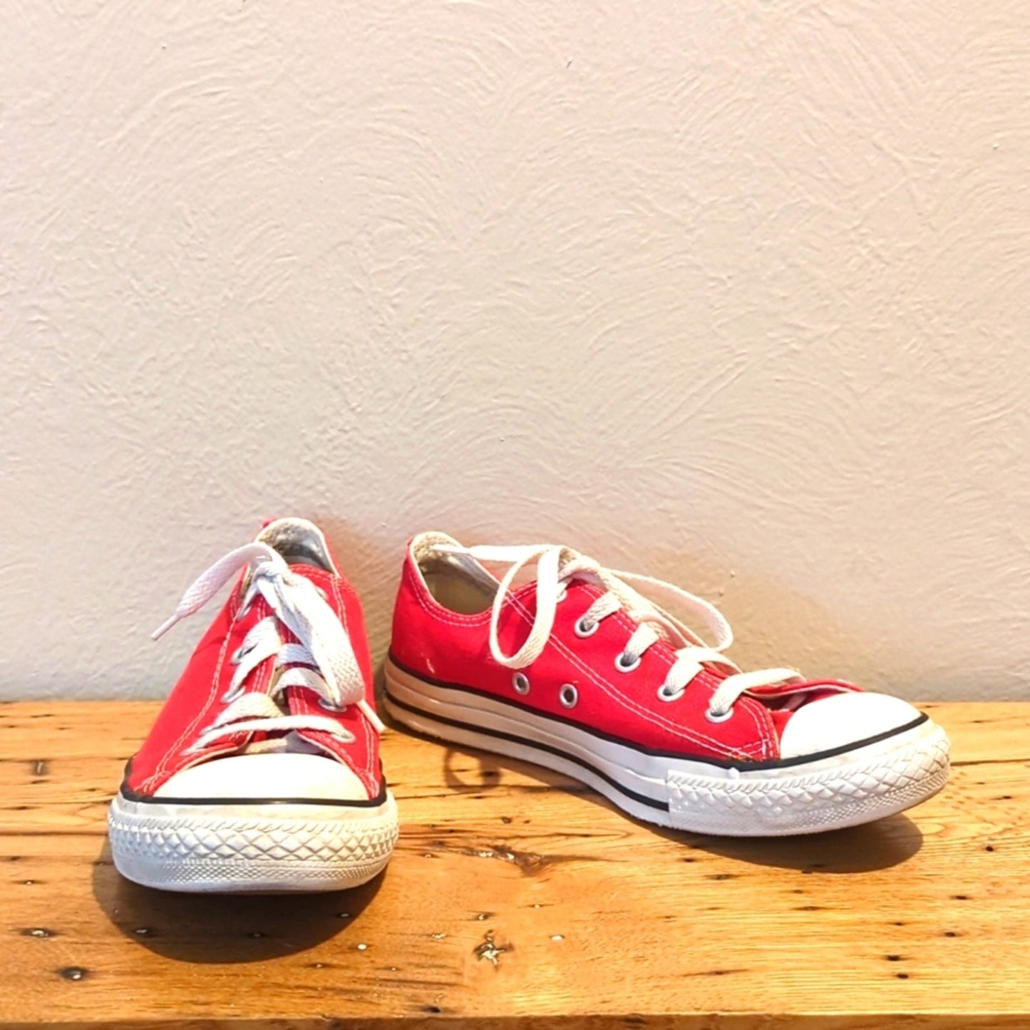 Converse All Star Red Lace Up Tennis Shoe Men's Size 3 (Women's 5)