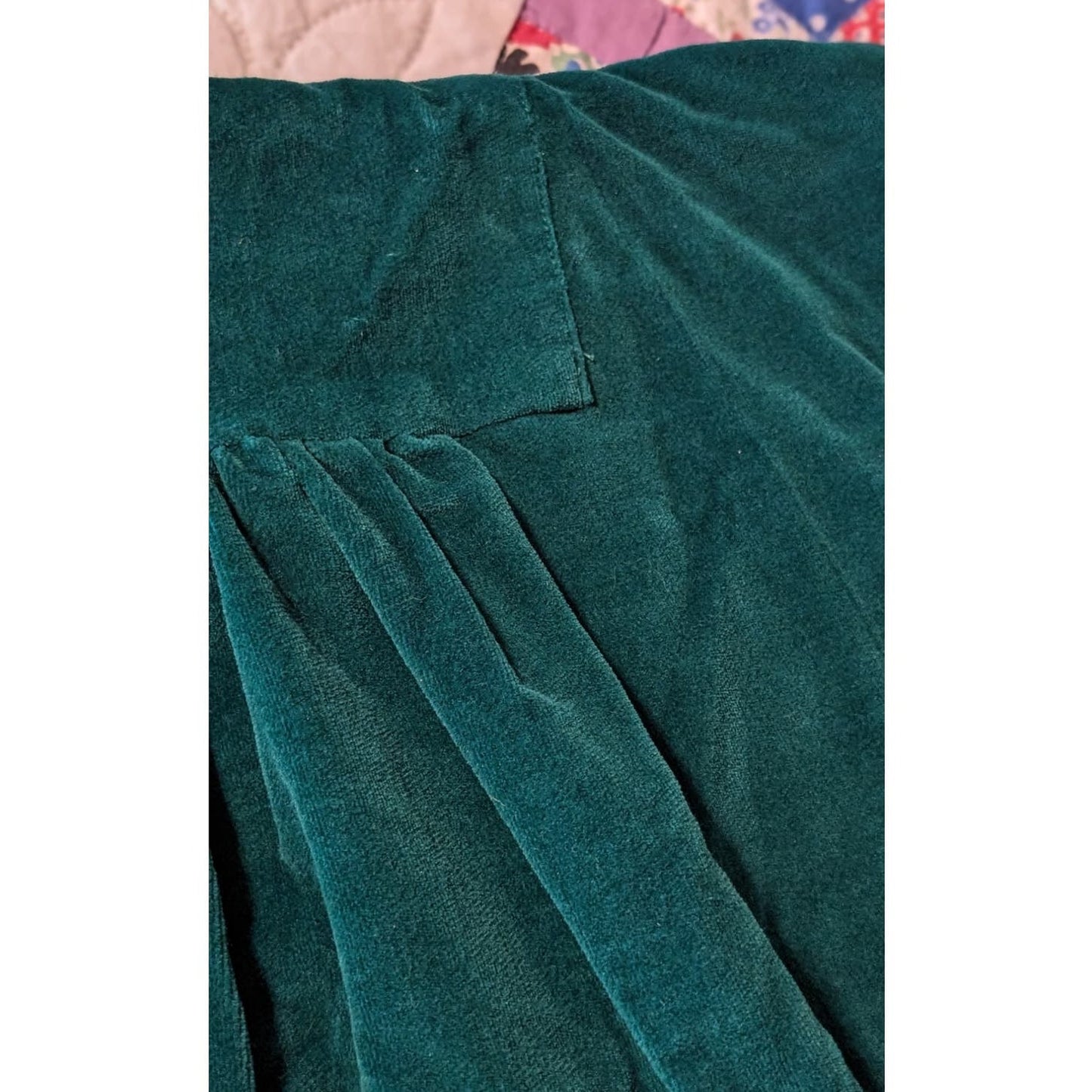 Vintage Homemade Green Velvet Embroidered Mtn. Scene Topper Juniors XS