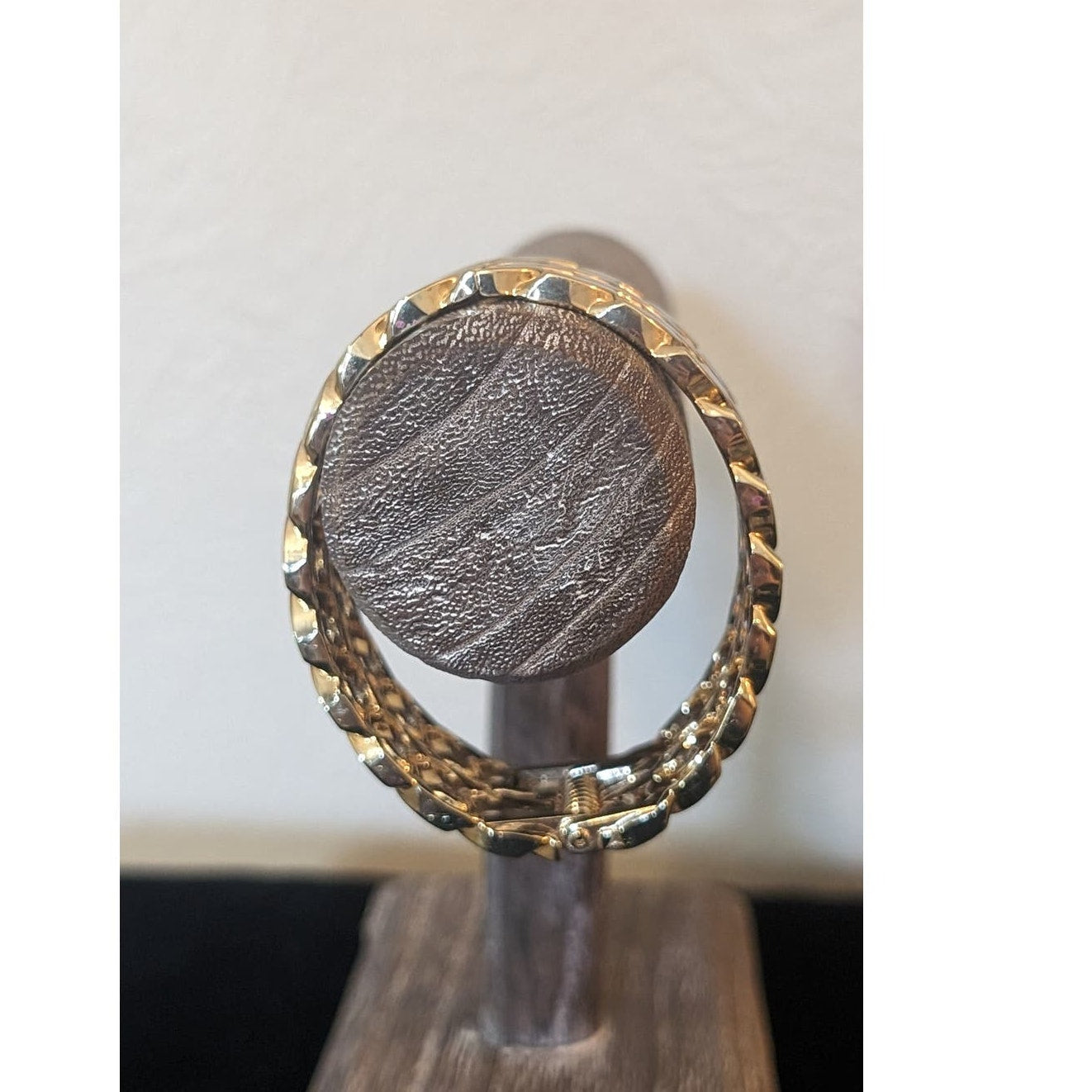 Gold Tone Double Curb Link Oval Hinge Close Clamper Bracelet