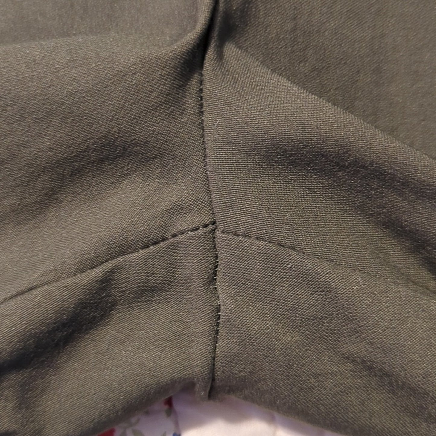 Chico's Women's Size 3 (US 16) Olive Green Button Tab Crop Stretch Pull On Pant