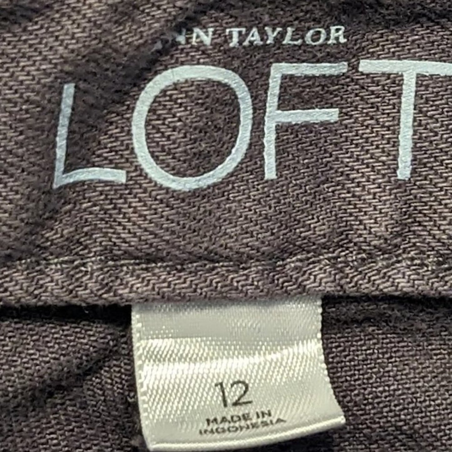 Ann Taylor Loft Women's Size 12 Taupe Denim Cotton Stretch Short Skirt
