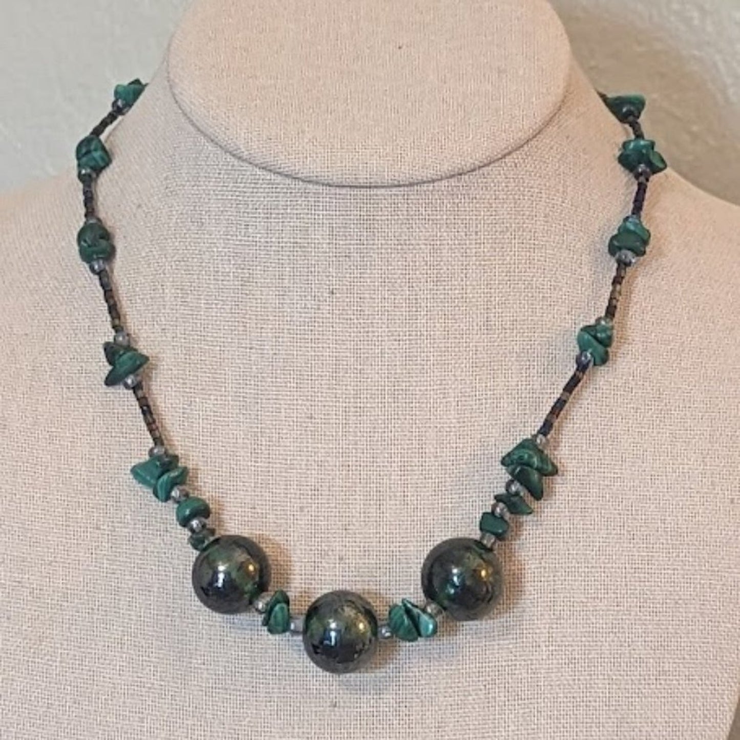 Vintage Green Glass Beads with Malachite Chip and Bead 16" Necklace
