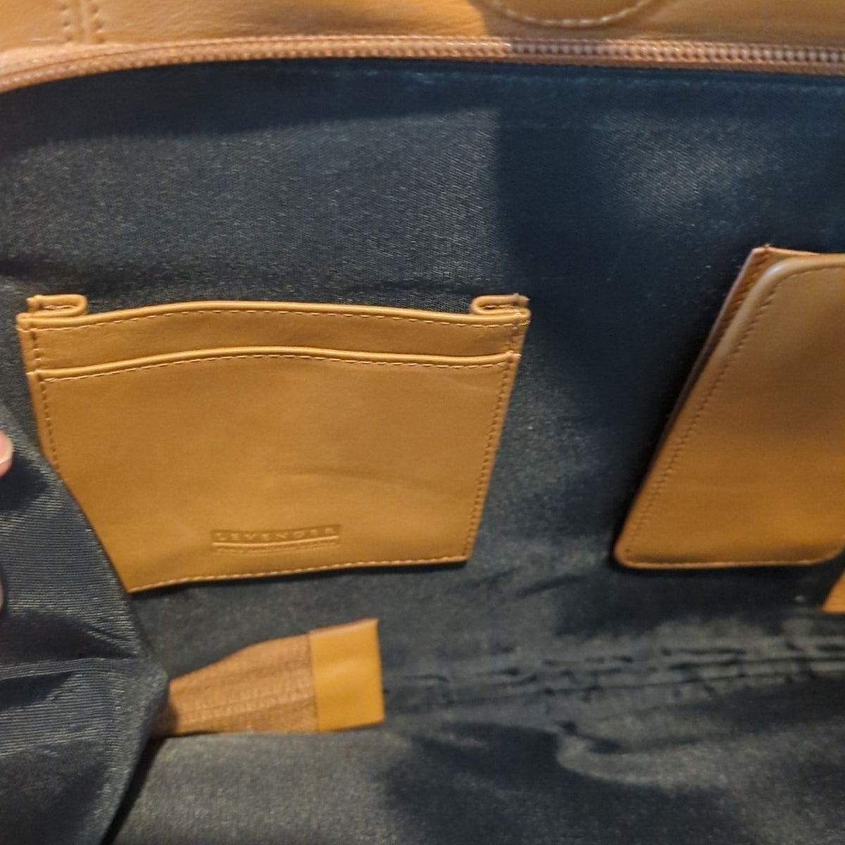 Levenger Business Vintage Tan Leather Briefcase with Crossbody Strap