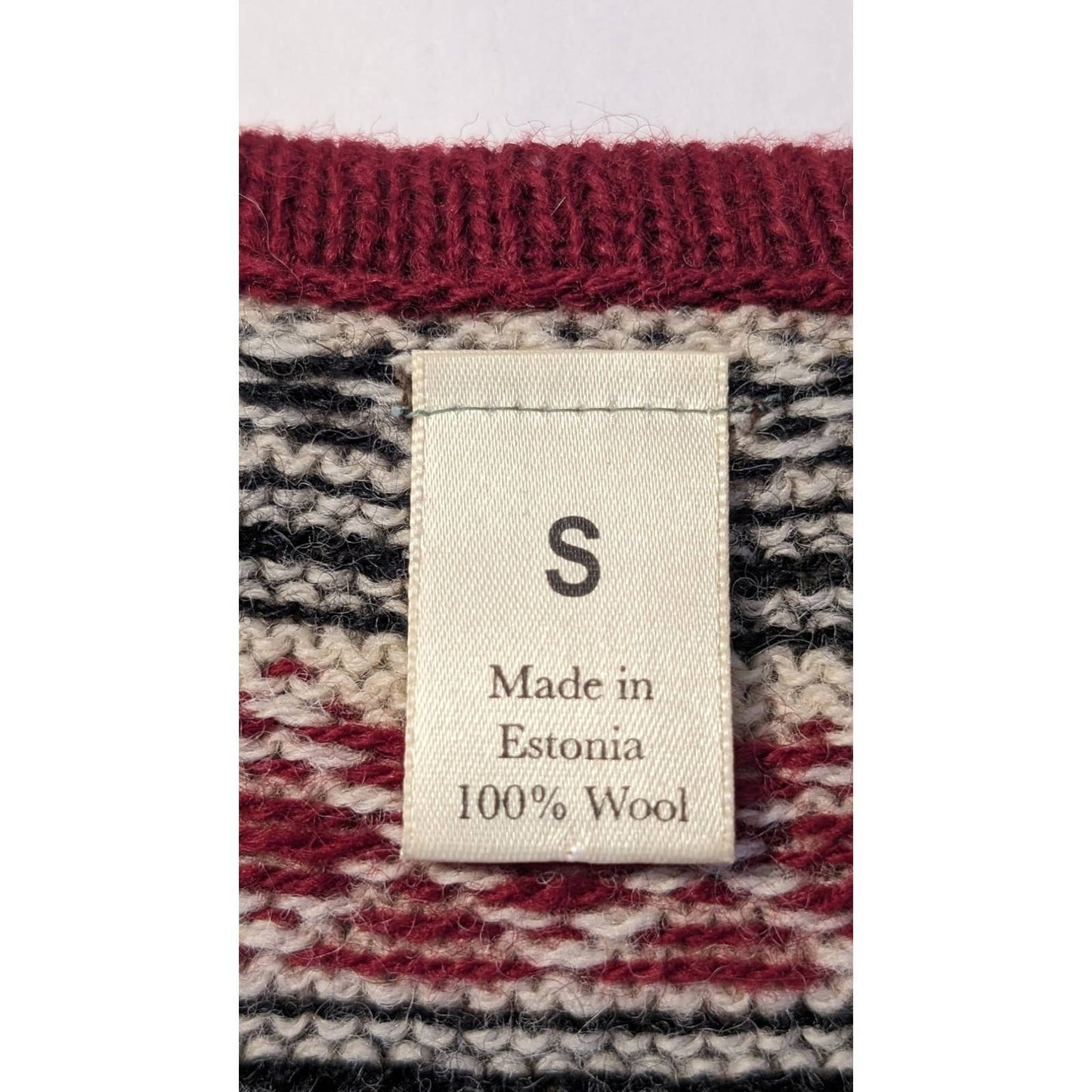Dia Bristol, Vermont 100% Wool Knit Hook & Eye Closure Made in Estonia Sz S