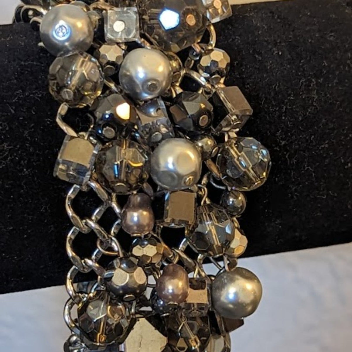 Premier Designs Silver Tone Metallic Faux Pearl Glass Crystal Toggle Bracelet