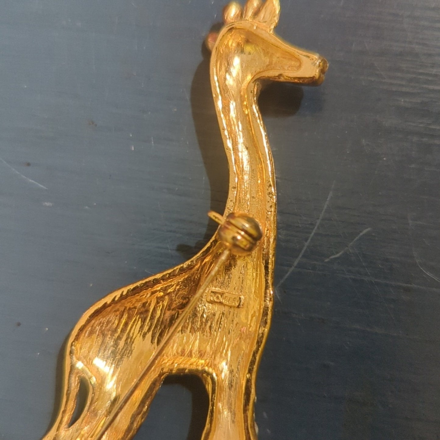 Roman's Signed Rhinestone Encrusted Brown Enameled Gold Tone Giraffe Brooch