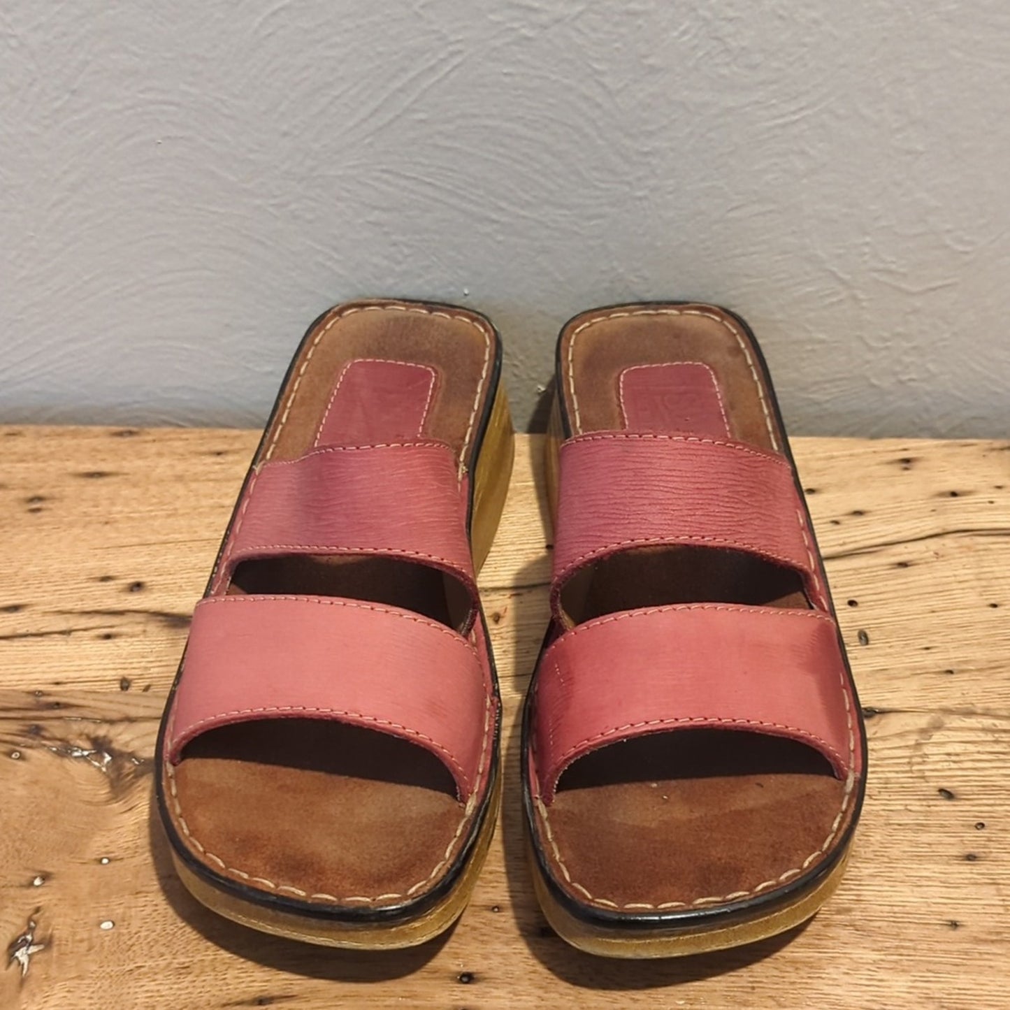 Tsonga Made in Africa Salmon Color Two Leather Strap Slide Sandal Size US 6.5