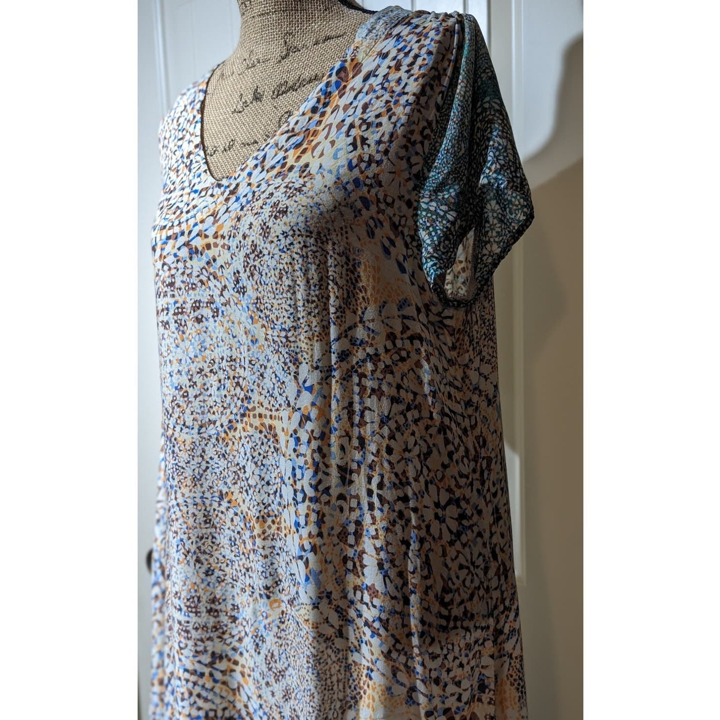 Niche Mandala Print V-Neck Viscose Shift Maxi Asymmetrical Hem Dress Womens Sz L