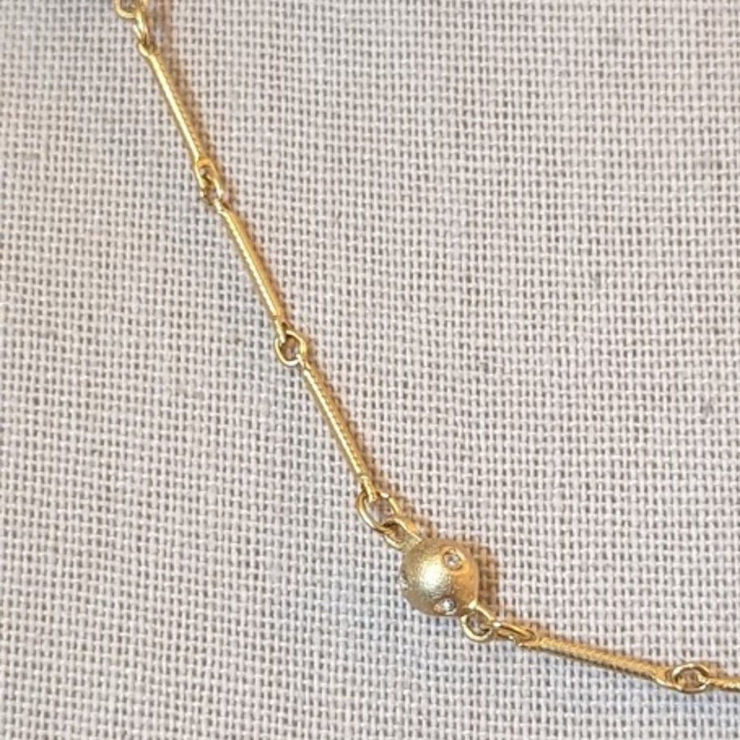 Unbranded Gold Tone Bar Chain Link Crystal Set Satin Ball Necklace