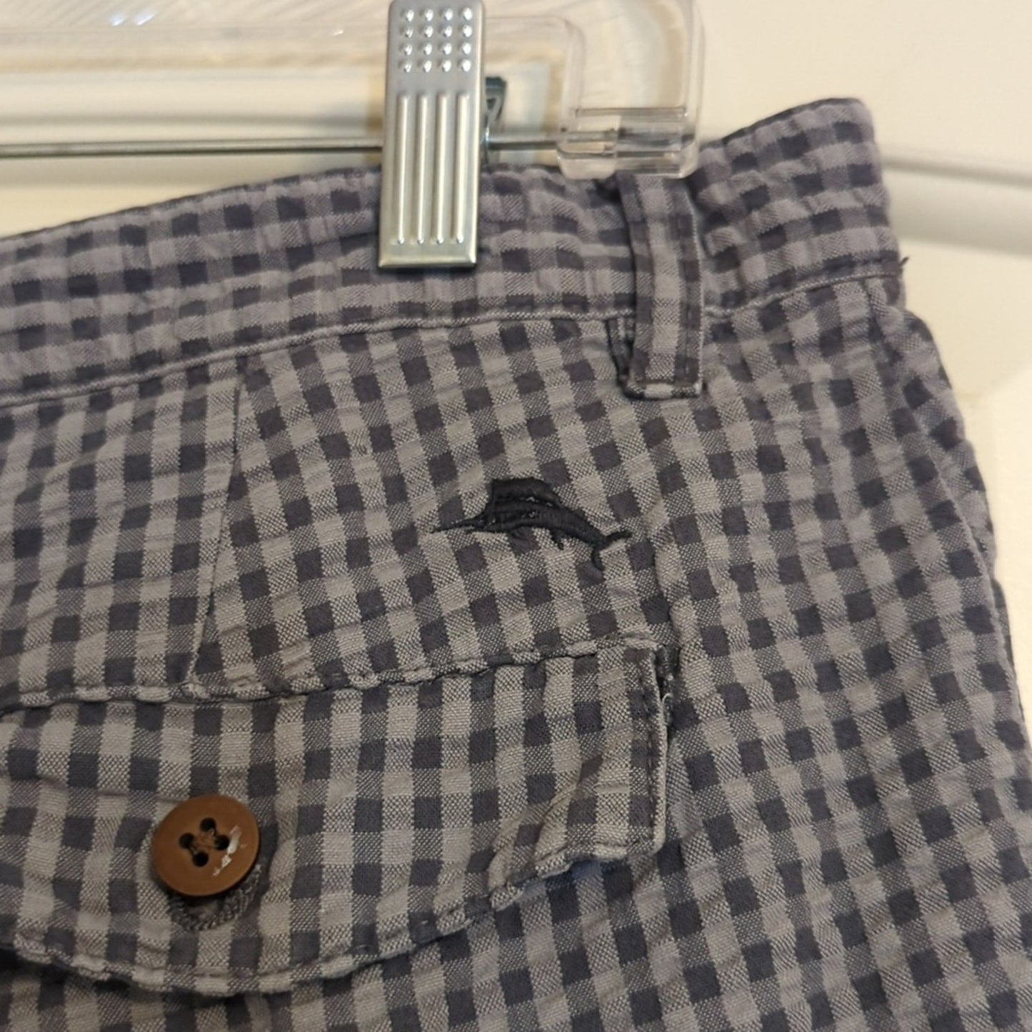 Tommy Bahama Men's Size 32 Gray and White Checked Seersucker 100% Cotton Short