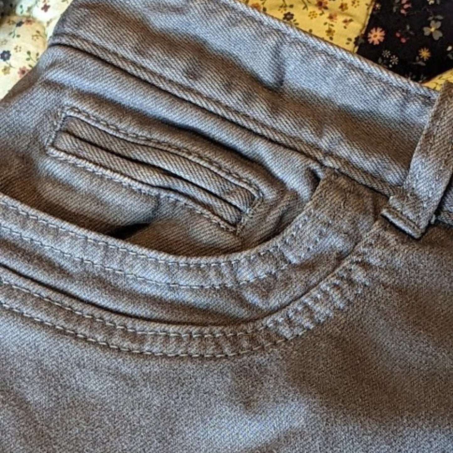 Ann Taylor Loft Women's Size 12 Taupe Denim Cotton Stretch Short Skirt