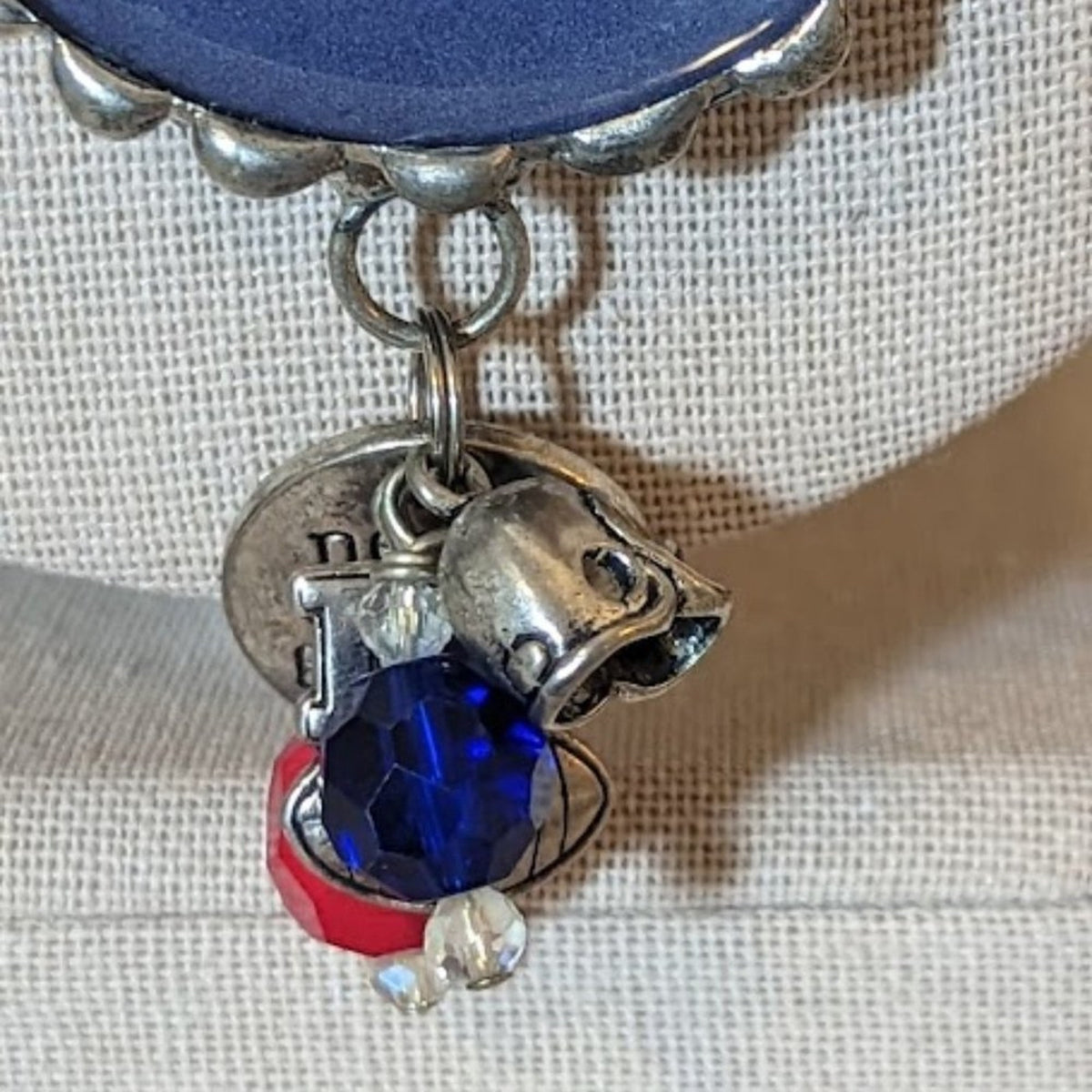 Texans One of a Kind Team Spirit Pendant on Silver Rolo Link Toggle Chain
