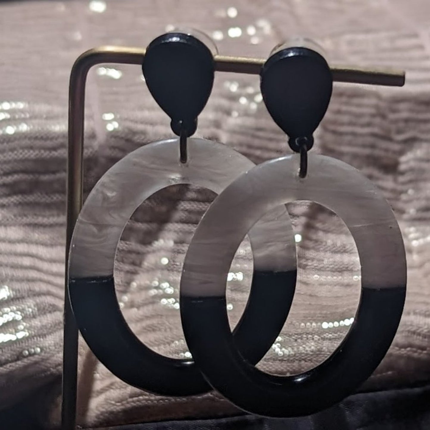 Vintage 70s Mod Black and White Acrylic Drop Post Earrings