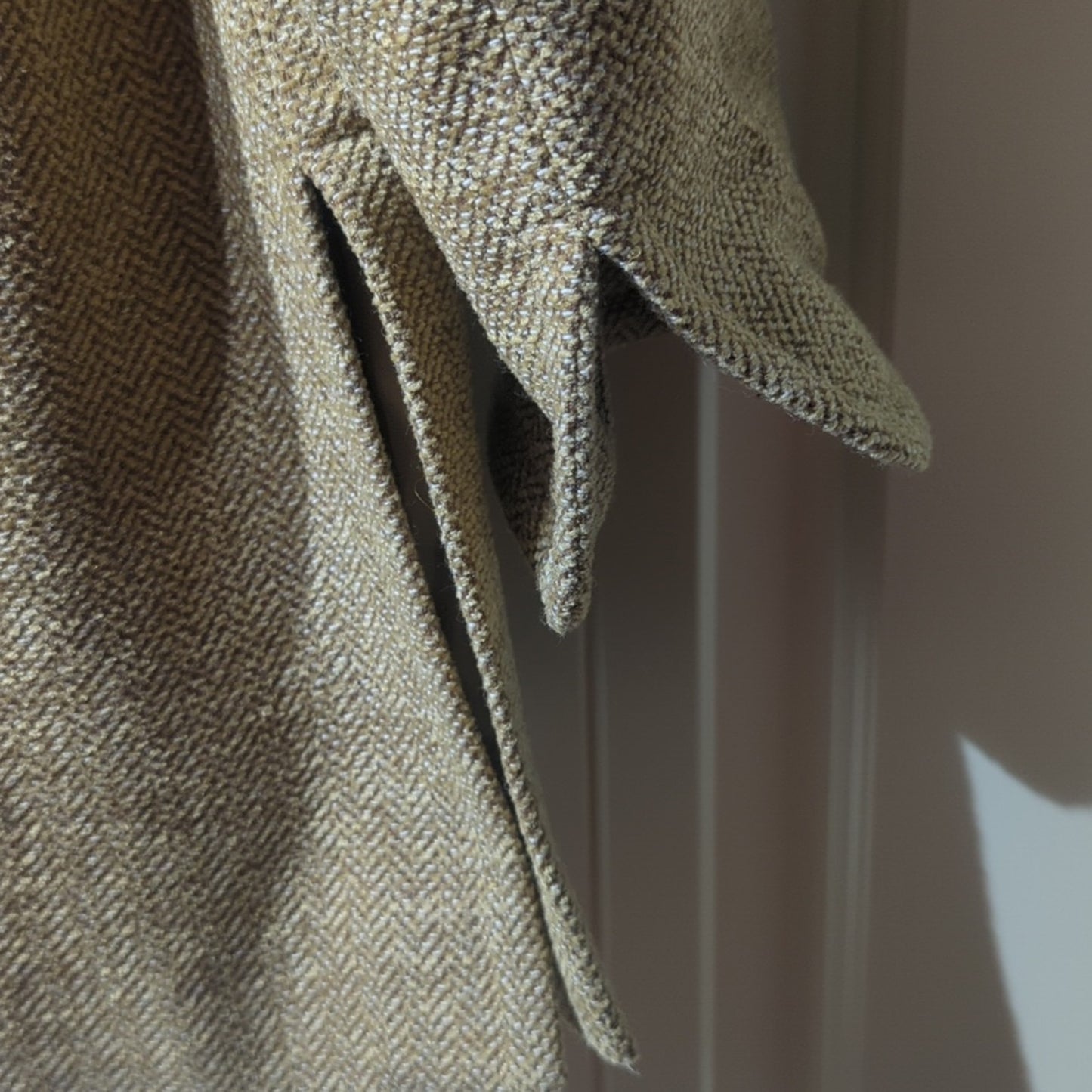Madeleine Made in Germany Lightweight Herringbone 29" Long Jacket Women's Sz 14