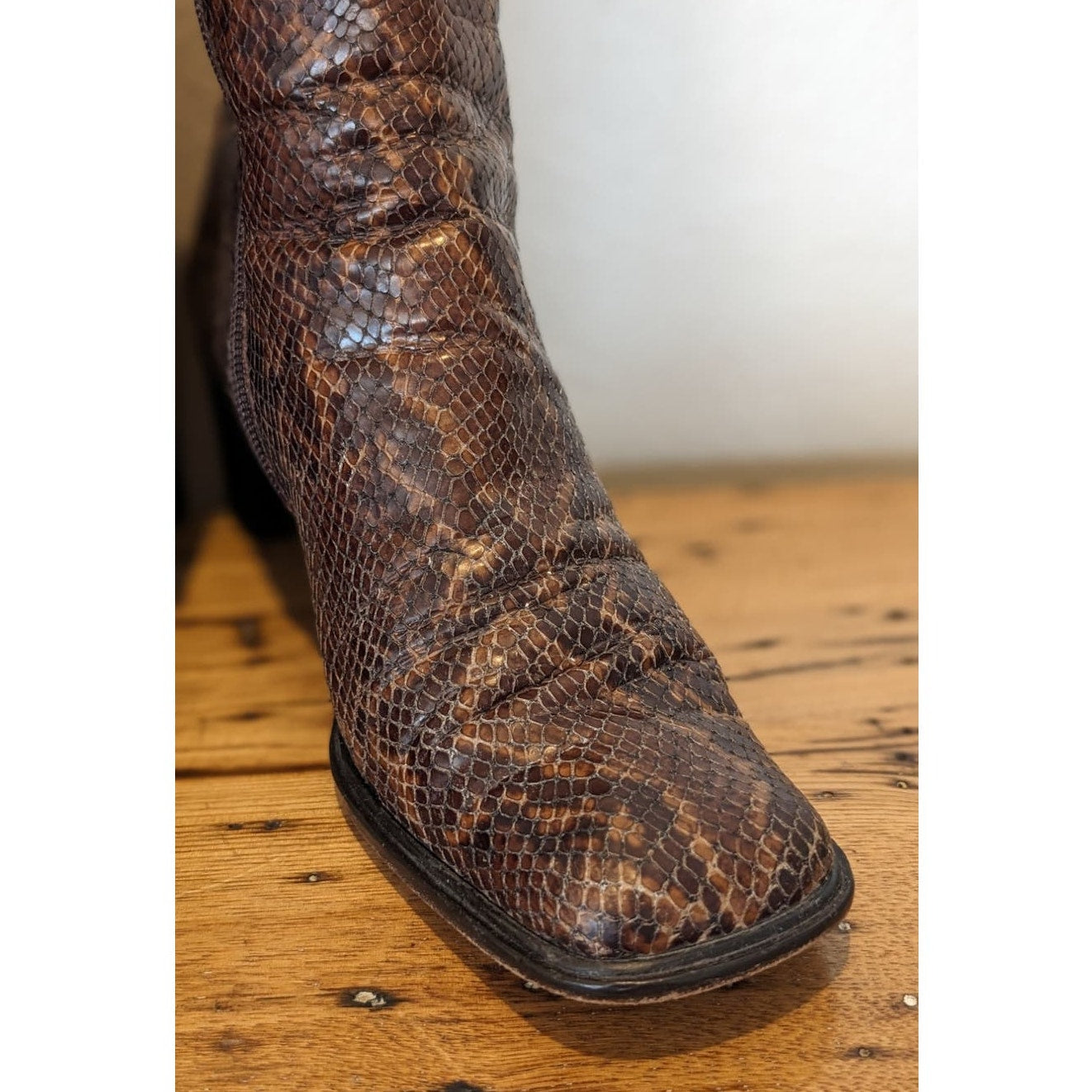 Via Spiga Snakeskin Print Brown Leather Zip Ankle Boots Square Toe Italy Sz 7.5M