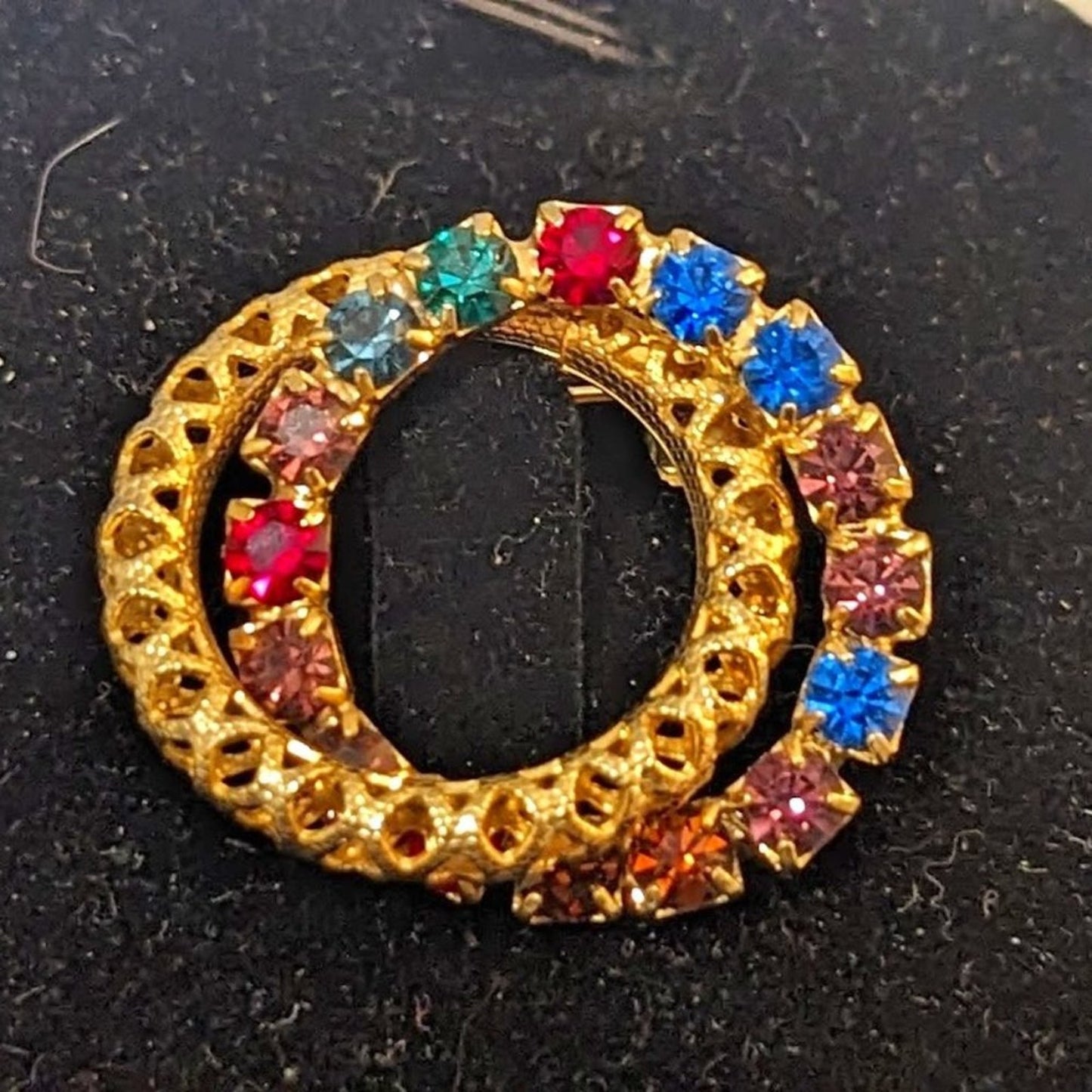 Vintage Unbranded Jewel Tone Rhinestone Double Wreath Brooch Gold Tone