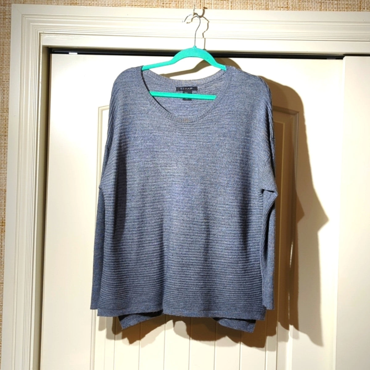 Tahari Plus Size Gray Wool Blend Drop Sleeve Button Down Back Sweater Size 2X