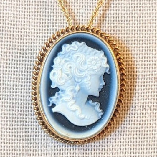 Vintage Antique Estate Cameo Pendant/Brooch Set in 14k on 14k Gold Chain