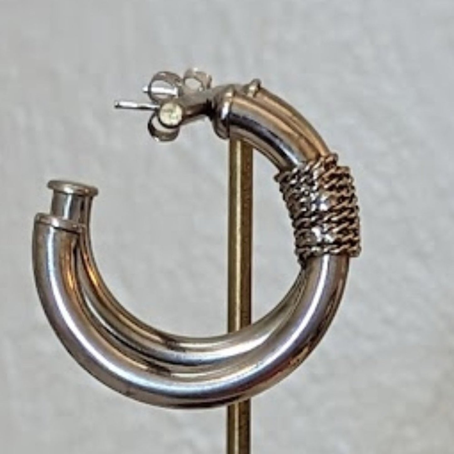 Vintage Silver Tone Hoop Earrings with Rope Design