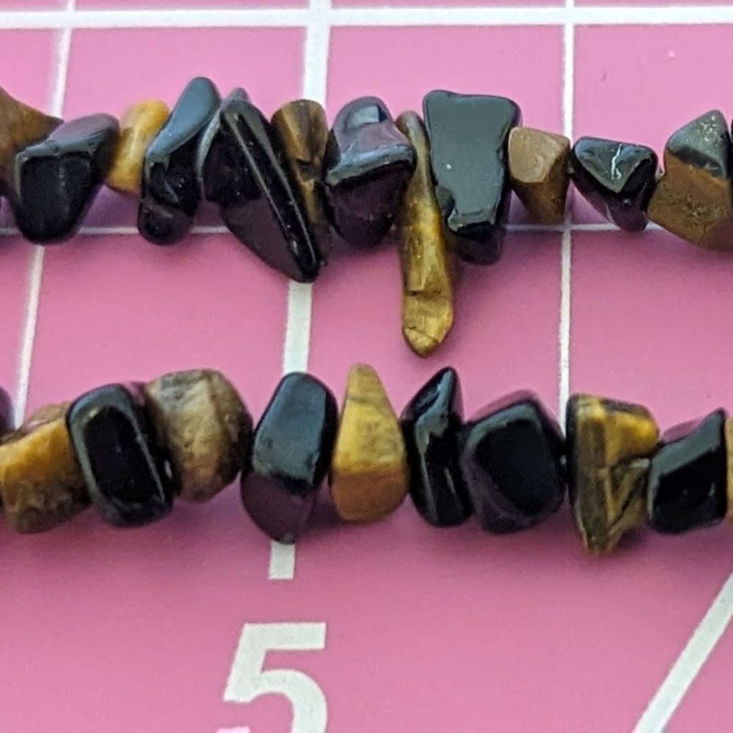 Vintage Tiger's Eye and Black Stone Chip Necklace