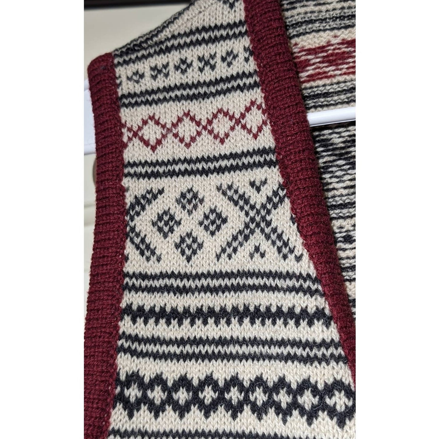 Dia Bristol, Vermont 100% Wool Knit Hook & Eye Closure Made in Estonia Sz S