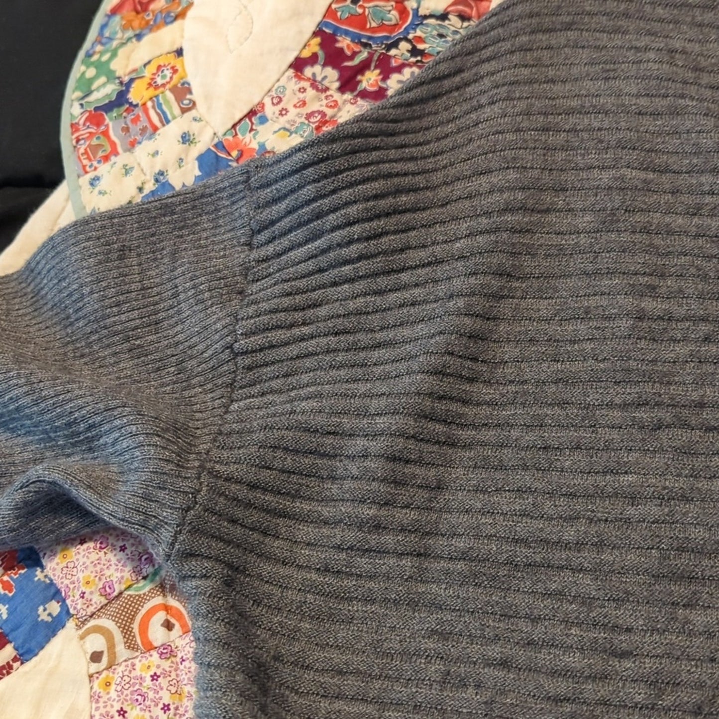 Tahari Plus Size Gray Wool Blend Drop Sleeve Button Down Back Sweater Size 2X
