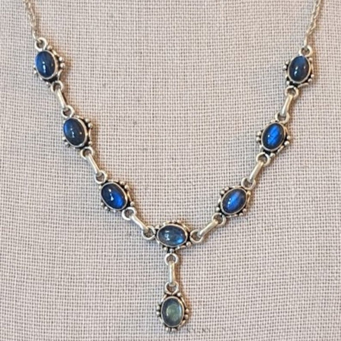 Vtg Silver Tone Bezel Set Blue Glass/Moonstone Cabochon Dangle Necklace