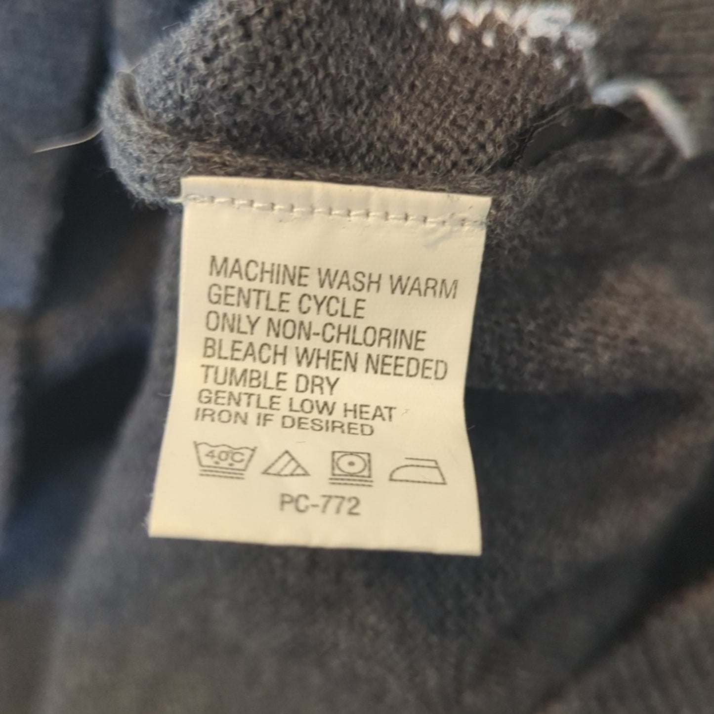 Izod Charcoal Gray Pale Blue X Design 100% Cotton Crewneck Sweater Men's Size L