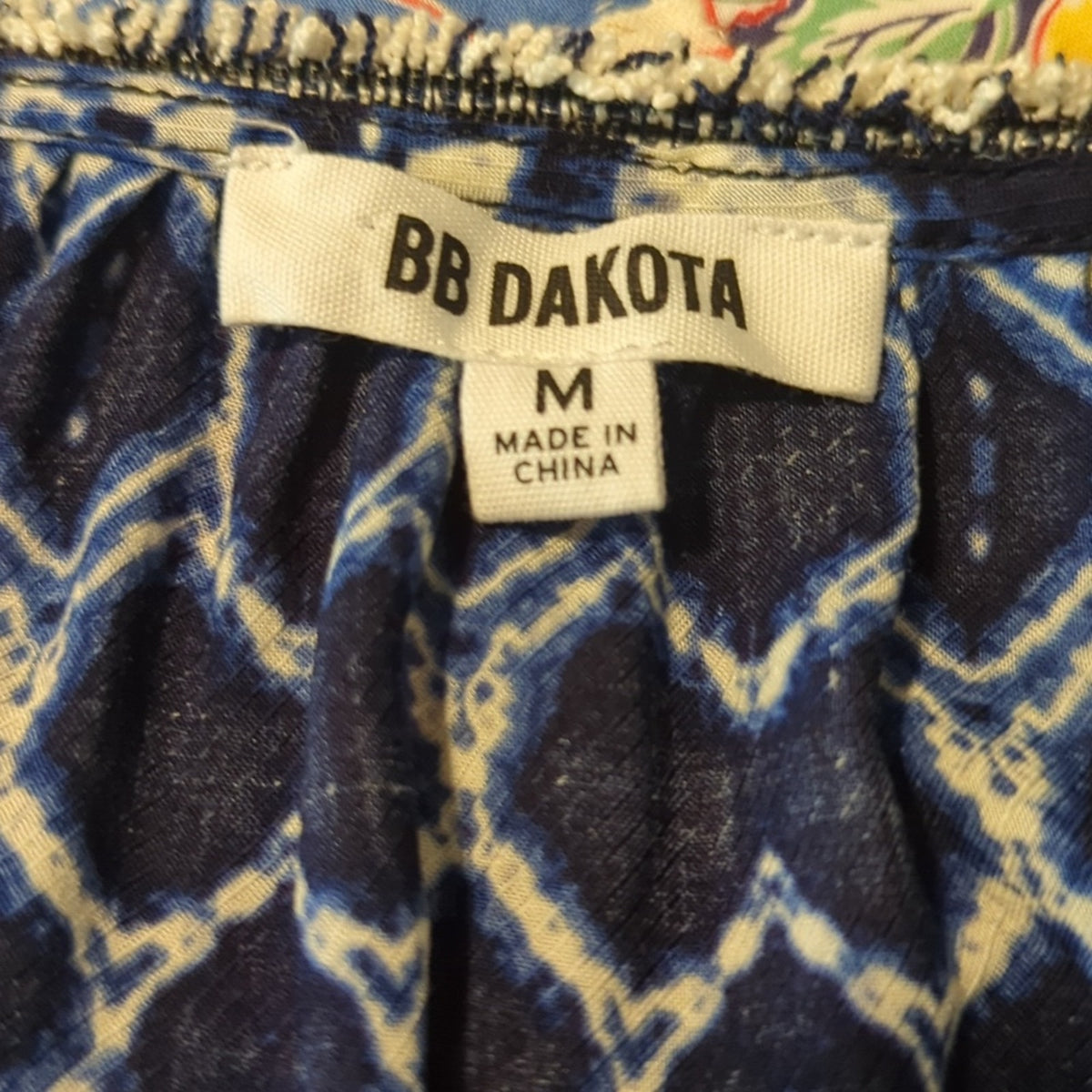 BB Dakota Blue Tie Dye Look Boho Top W/ Fringe Detailing and Tassel Ties Sz M