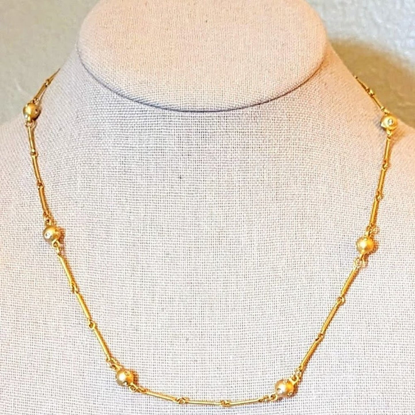 Unbranded Gold Tone Bar Chain Link Crystal Set Satin Ball Necklace