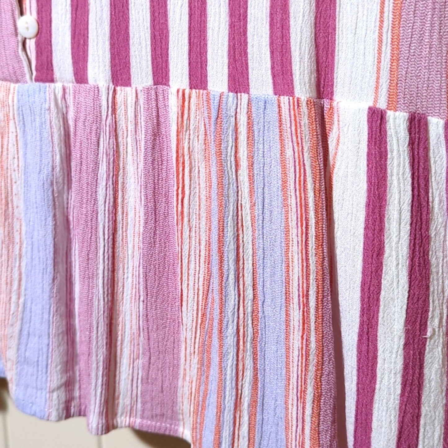 Hayden Los Angeles Peplum Pleated Hem Gauzy Pink Striped V Neck Top Sz. 1XL