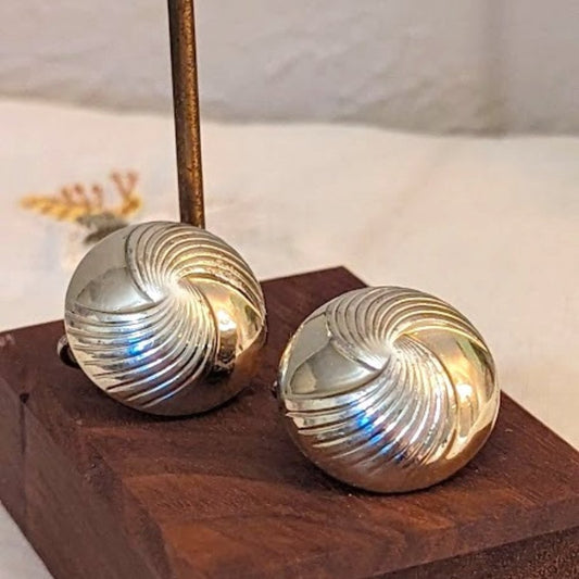 Coro Vintage Swirl Etched Button Clip On Earrings Silver Tone Signed
