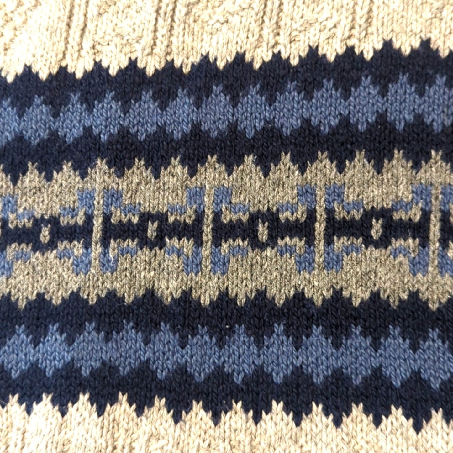 Woolrich Gray Knit V-Neck Sweater with Blue Stripe Chest Design Men's Size L
